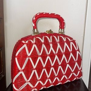 Vintage 60’s 70’s picnic basket